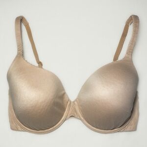 32DDD Victoria's Secret Nude Basic T-Shirt Bra with Molded Cups Underwire Soft